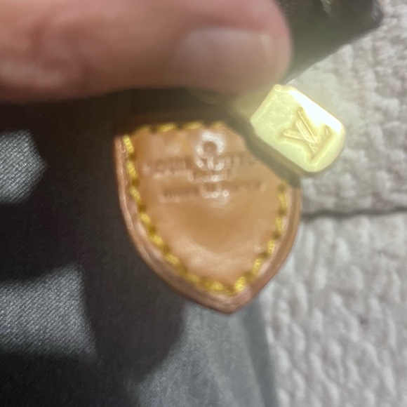 LOUIS VUITTON Monogram Toiletry/Cosmetic Pouch - Picture 14 of 14